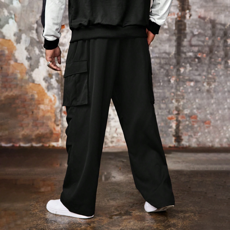 hongfeng offers cargo sweatpants with multiple pockets for convenience and style.